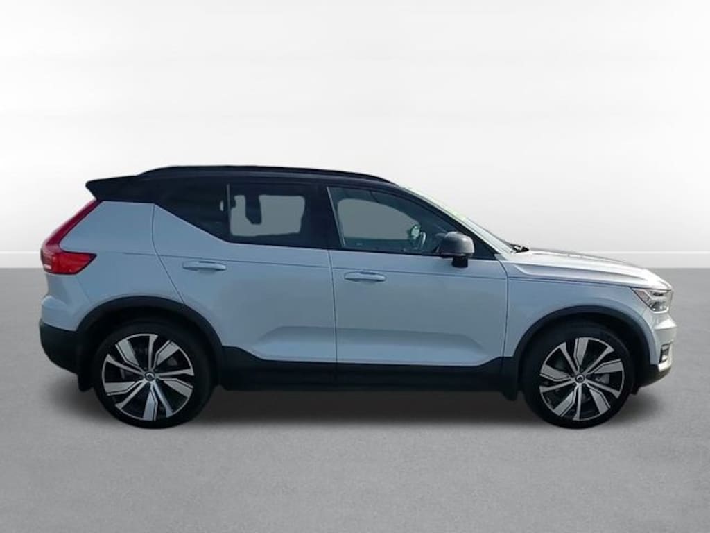 Used 2021 Volvo XC40 Recharge Pure Electric P8 Sport Utility