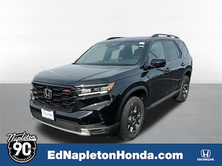 2025 Honda Pilot TrailSport SUV