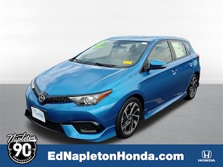 2016 Scion iM Base Hatchback