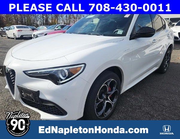 2022 Alfa Romeo Stelvio Ti Veloce's photo