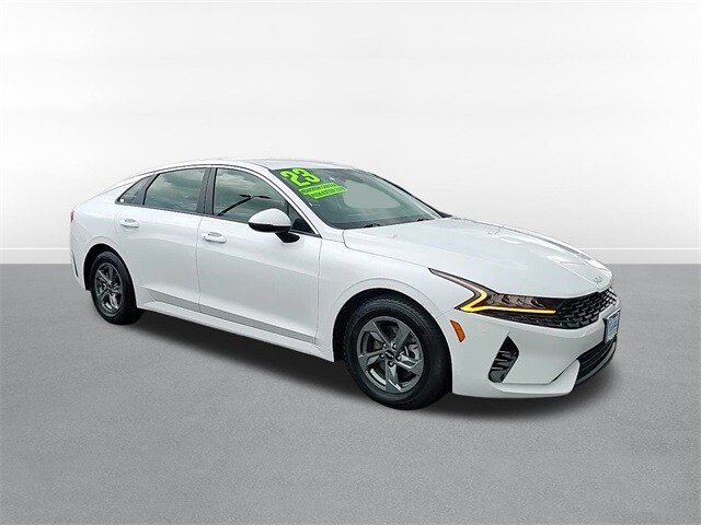 2023 Kia K5 LXS photo 3