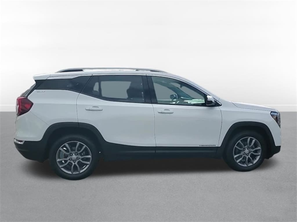 Used 2023 GMC Terrain SLT Sport Utility