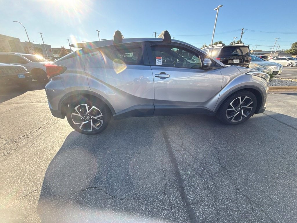 2019 Toyota C-HR XLE