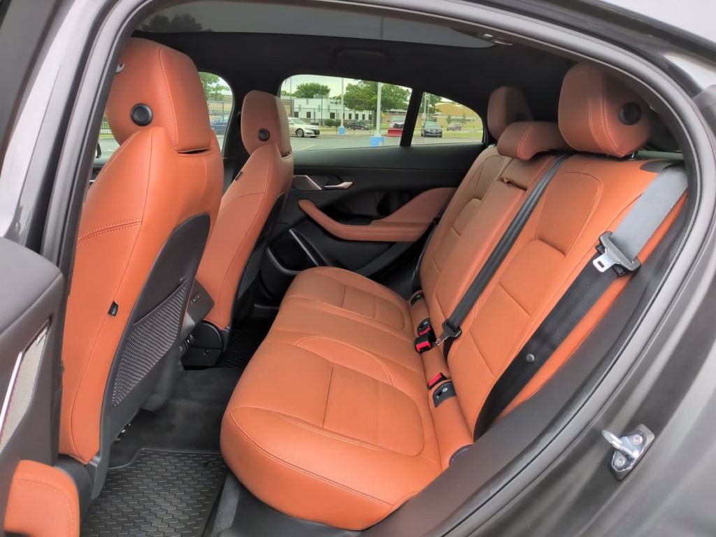 2024 Jaguar I-PACE R-Dynamic HSE - Photo 11