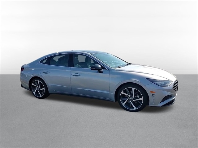 Used 2023 Hyundai Sonata SEL Plus with VIN KMHL44J23PA275225 for sale in Oak Lawn, IL