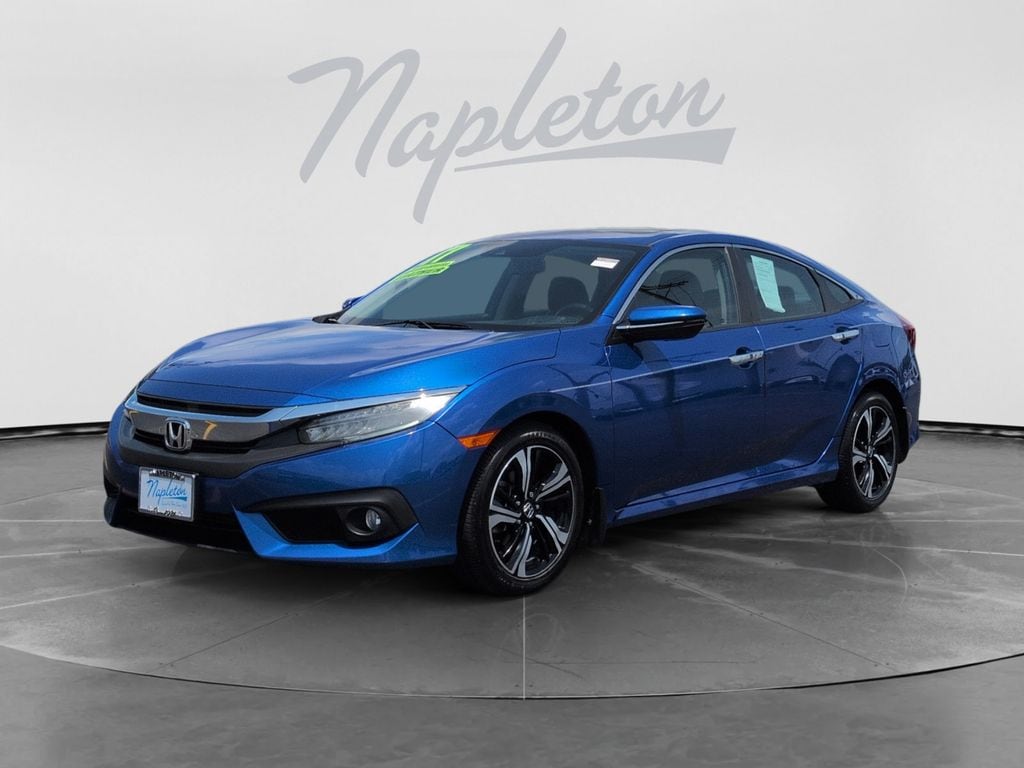 2017 Honda Civic Touring CVT's photo