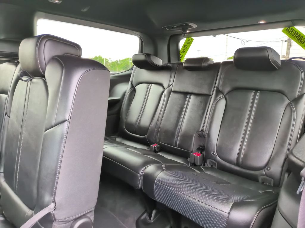 2023 Jeep Wagoneer Series III - Photo 15