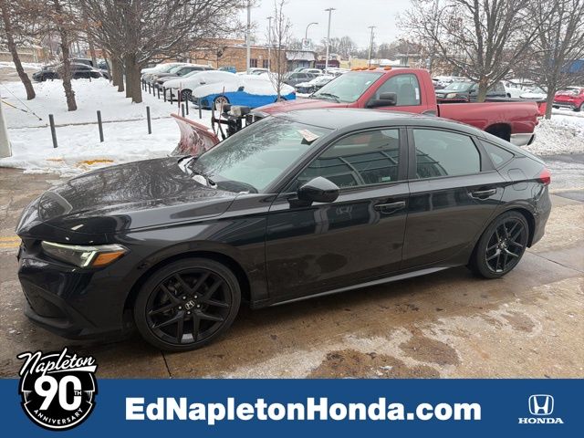 2024 Honda Civic Hatchback Sport's photo