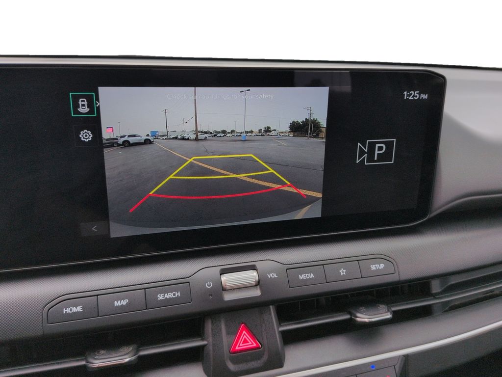 2025 Kia K4 LXS - Photo 15
