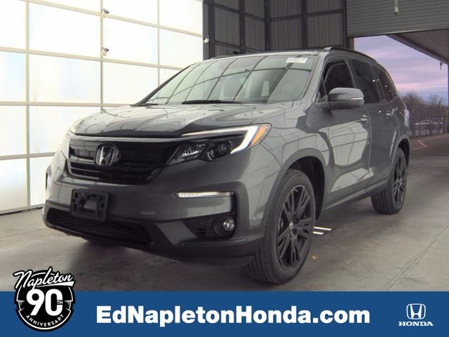 2022 Honda Pilot SE's photo