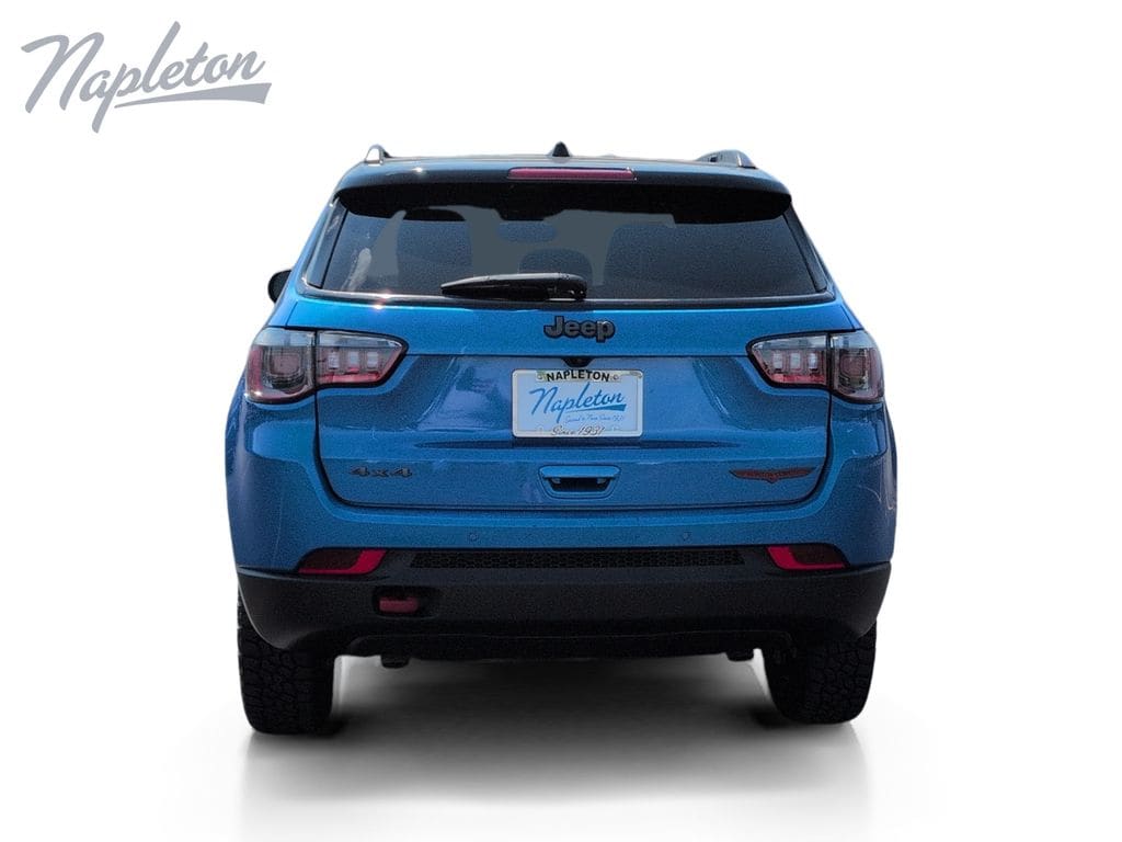 2025 Jeep Compass Trailhawk - Photo 4