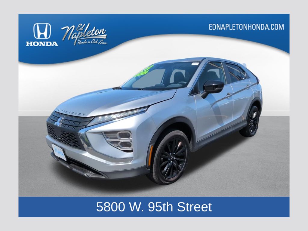 2023 Mitsubishi Eclipse Cross LE S-AWC's photo