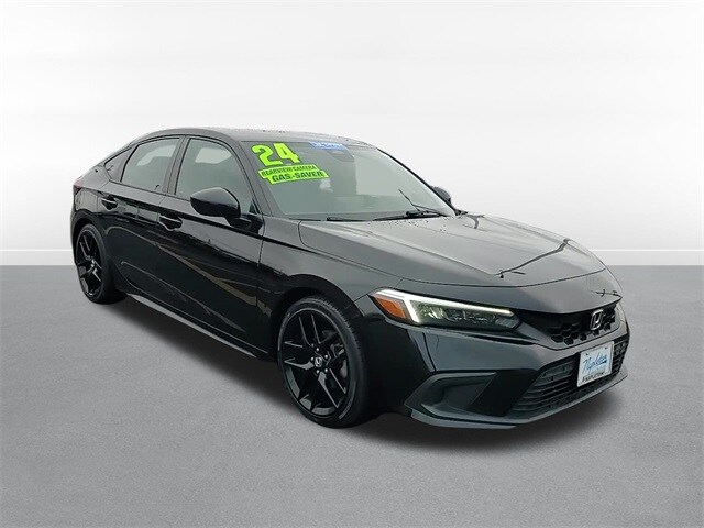 2022 Honda Civic Hatchback Sport photo 2