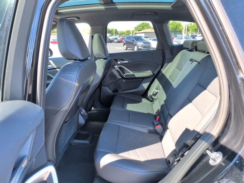 2023 BMW X1 28i - Photo 12