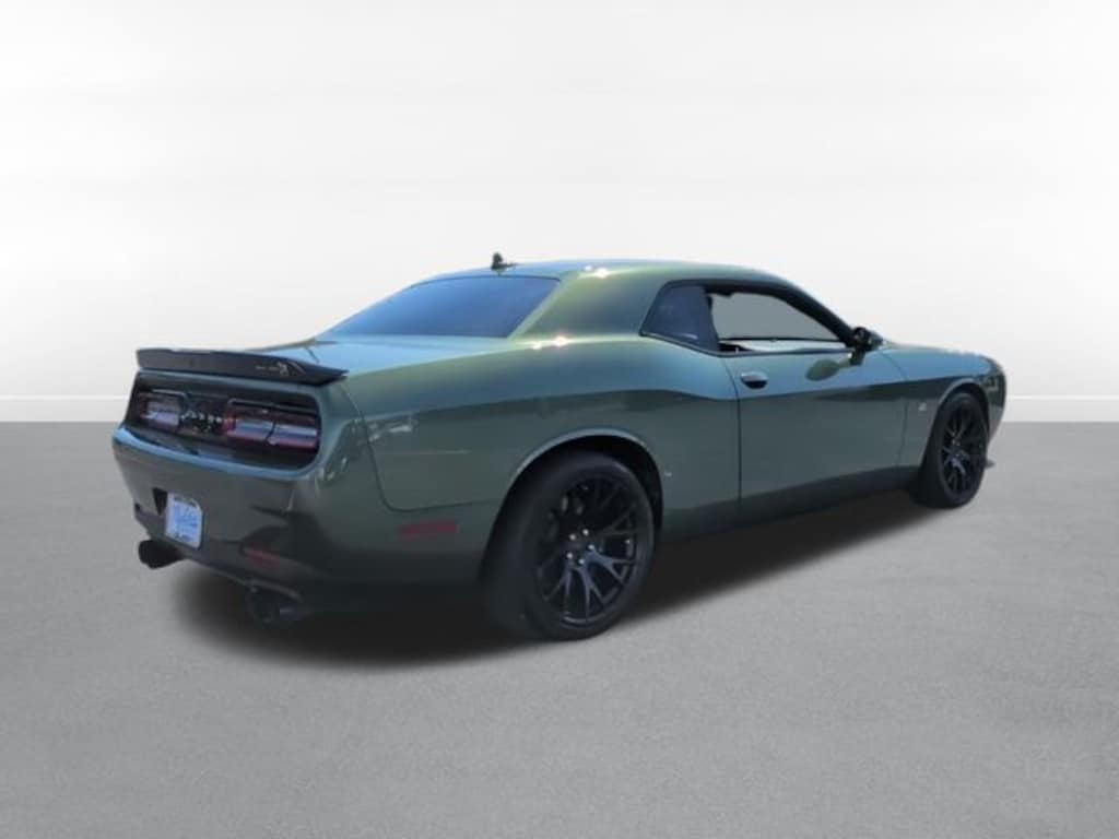 Used 2022 Dodge Challenger R/T Scat Pack Coupe