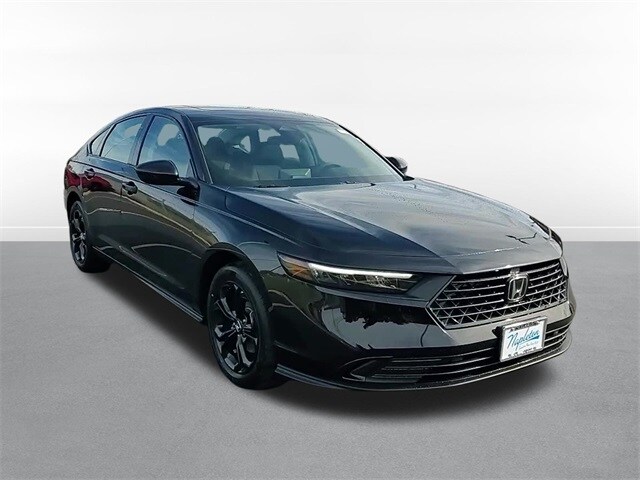 2025 Honda Accord SE photo 3