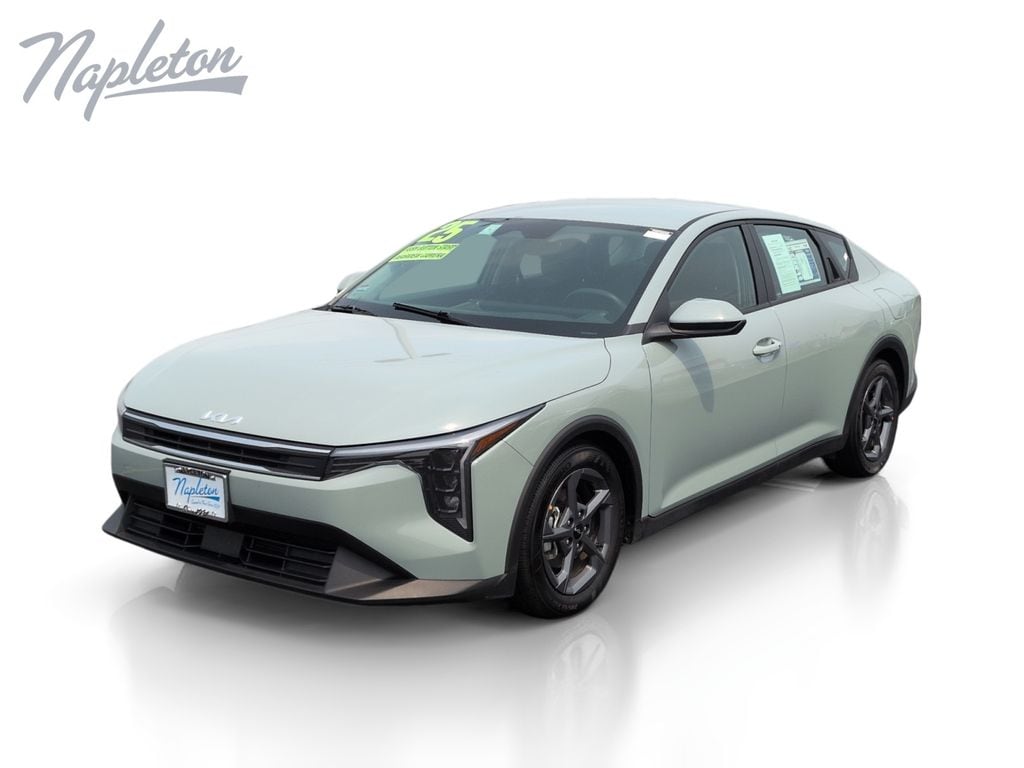 2025 Kia K4