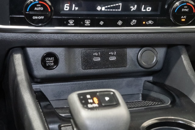2025 Nissan Rogue SV - Photo 22