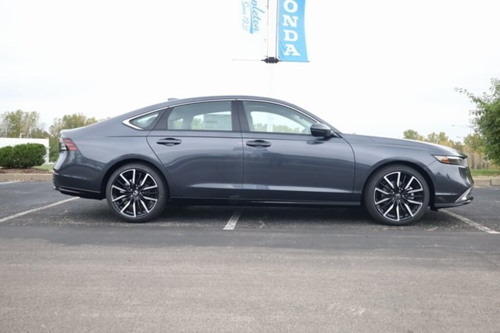 New 2025 Honda Accord Hybrid Touring Sedan