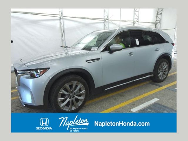 2025 Mazda CX-90's photo