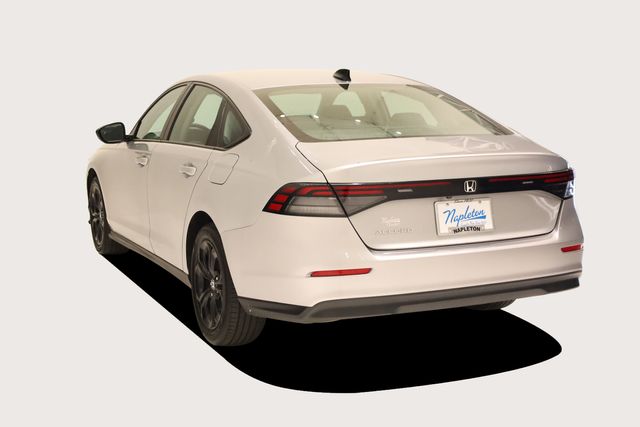2025 Honda Accord SE - Photo 7
