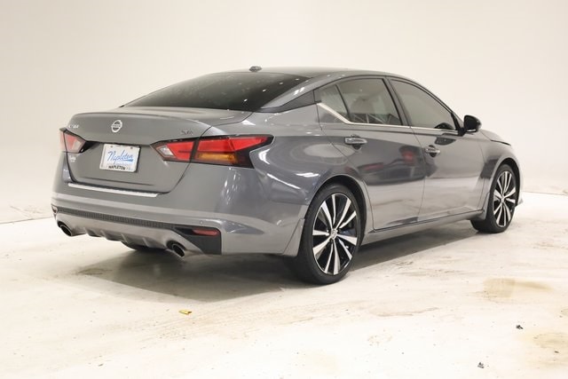 2022 Nissan Altima 2.5 SR photo 4
