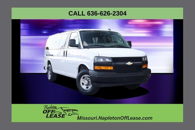 2023 Chevrolet Express Passenger LS's photo