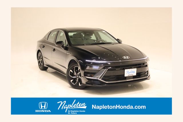 2025 Hyundai Sonata SEL's photo