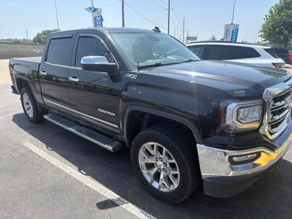Used 2018 GMC Sierra 1500 SLT Truck Crew Cab