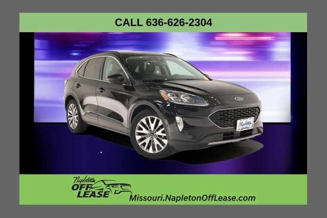 2021 Ford Escape Titanium's photo