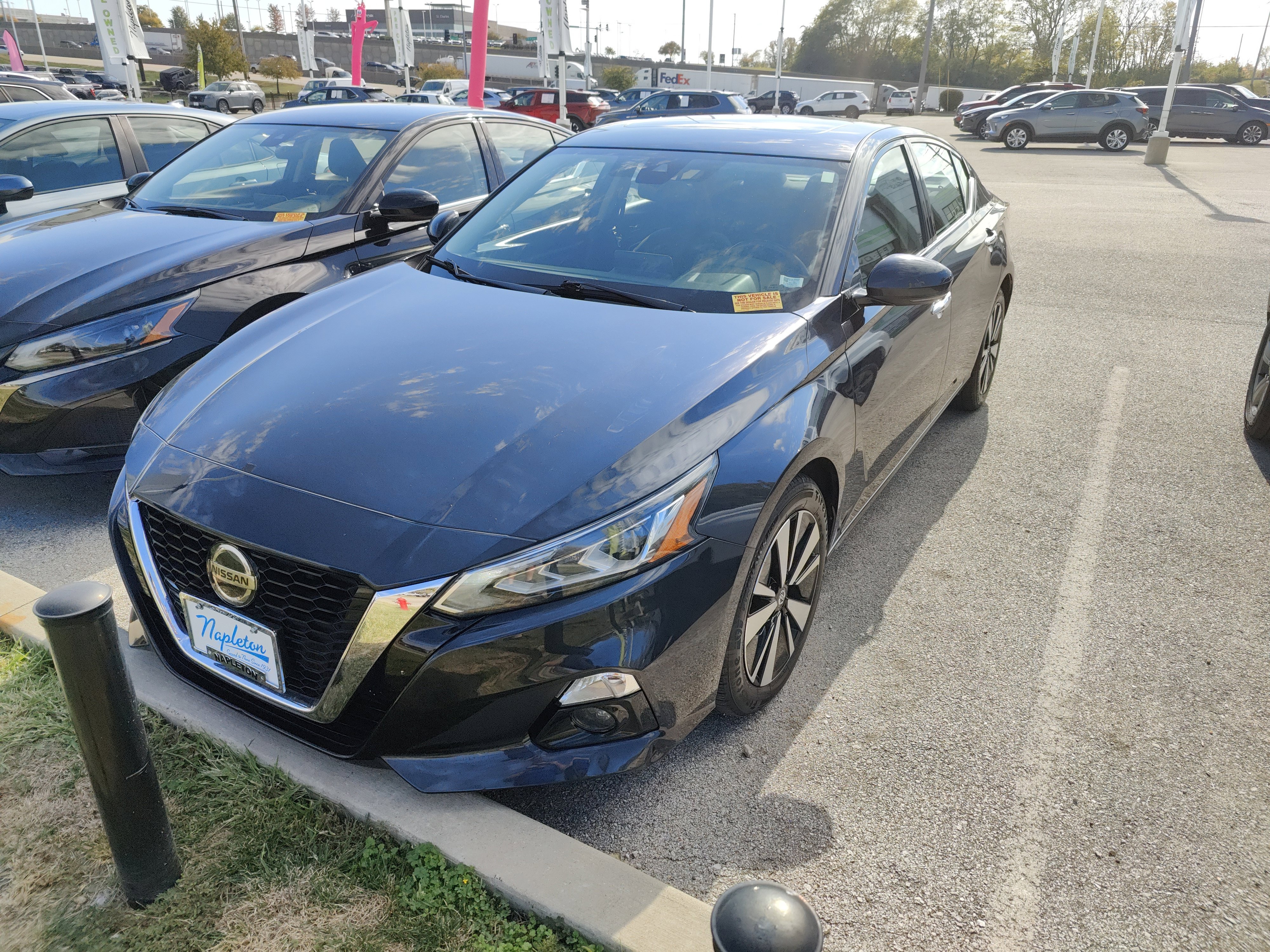 Used 2019 Nissan Altima 2.5 SV Sedan