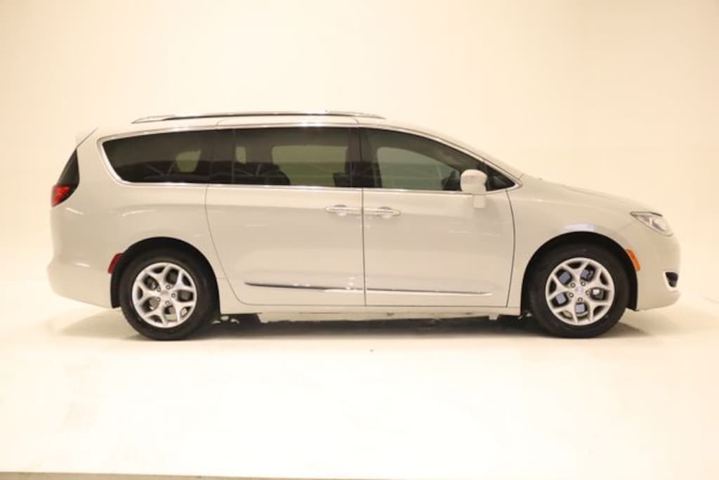 Used 2019 Chrysler Pacifica Touring L Plus Van Passenger Van