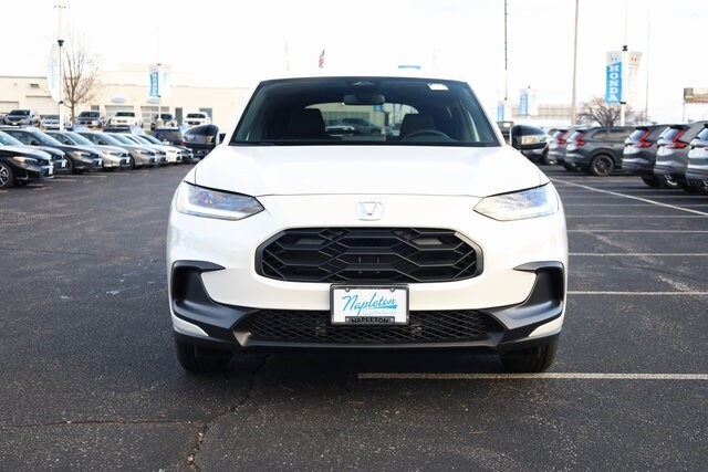 2026 Honda HR-V Sport photo 2