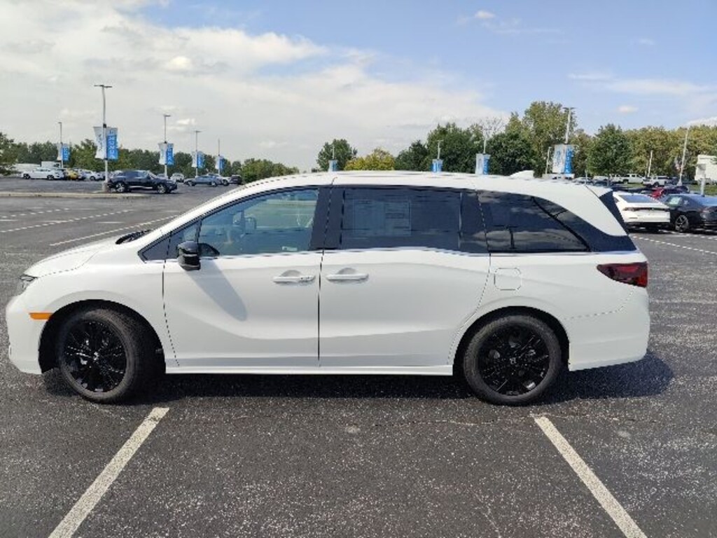 New 2026 Honda Odyssey Sport-L Van Passenger