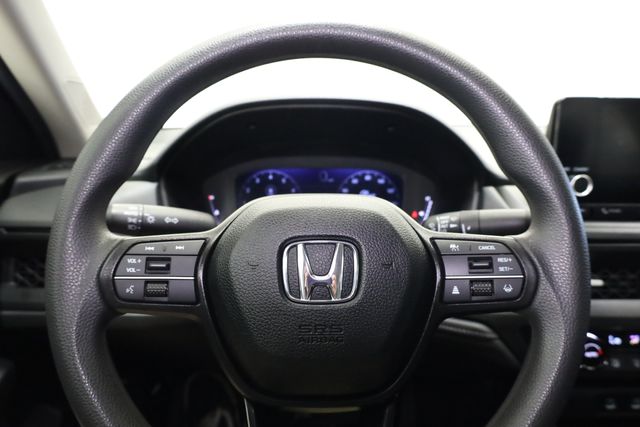 2025 Honda Accord SE - Photo 12