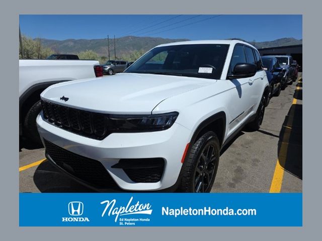 2024 Jeep Grand Cherokee's photo