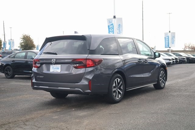 2026 Honda Odyssey EX-L photo 3