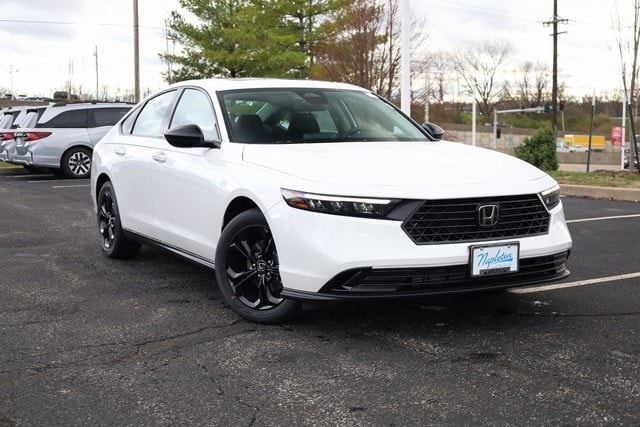 2025 Honda Accord SE photo 2