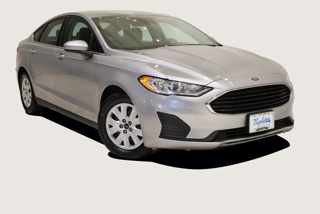 Used 2020 Ford Fusion S with VIN 3FA6P0G79LR121614 for sale in Saint Peters, MO