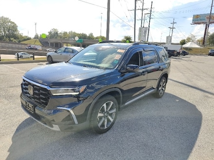 2023 Honda Pilot Touring SUV