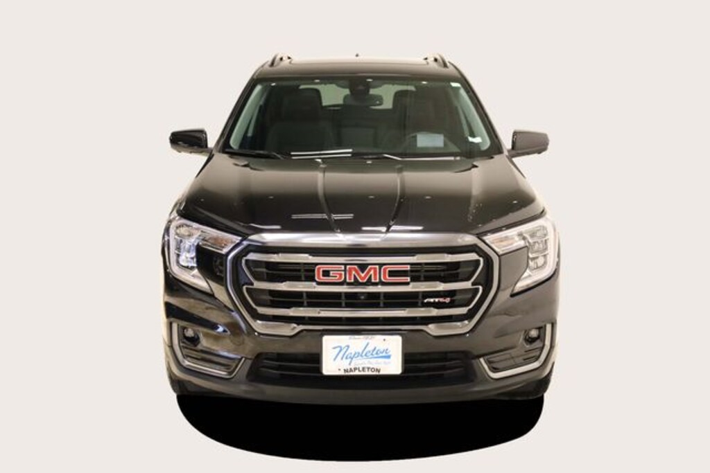 Used 2024 GMC Terrain AT4 SUV