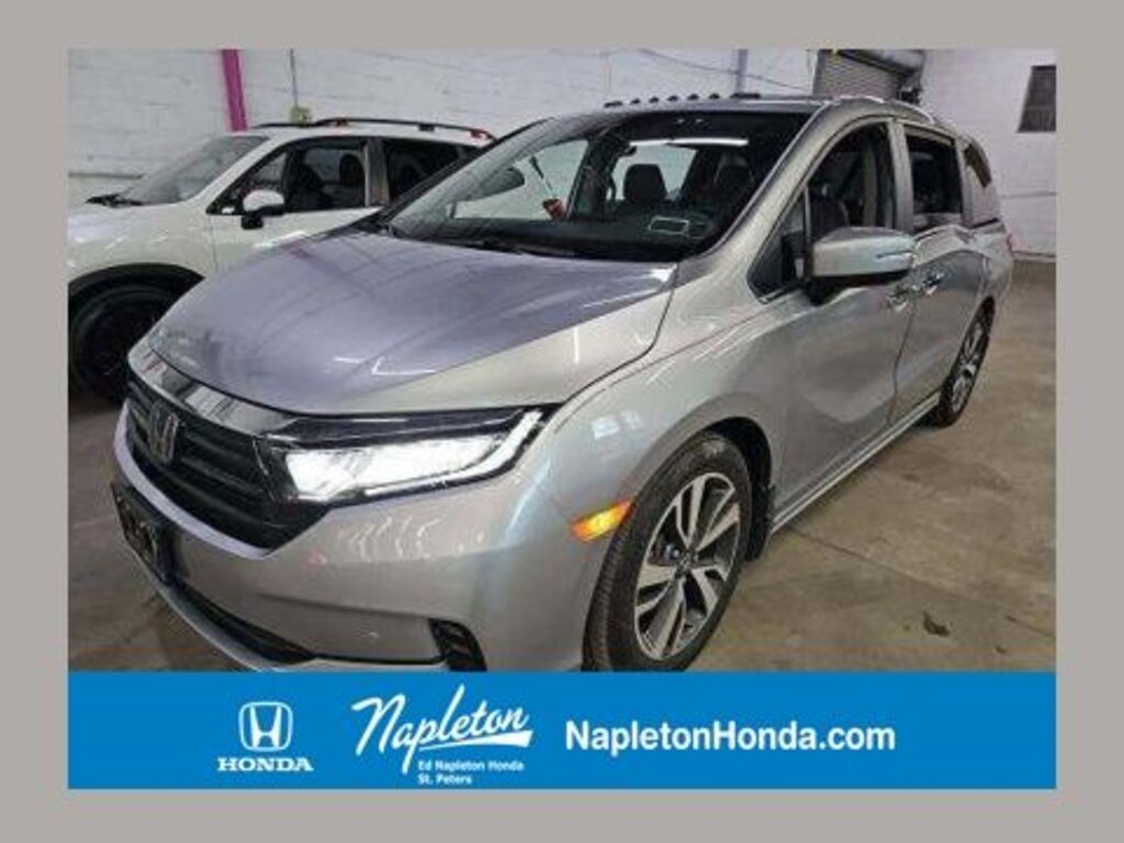 Used 2024 Honda Odyssey Touring Van