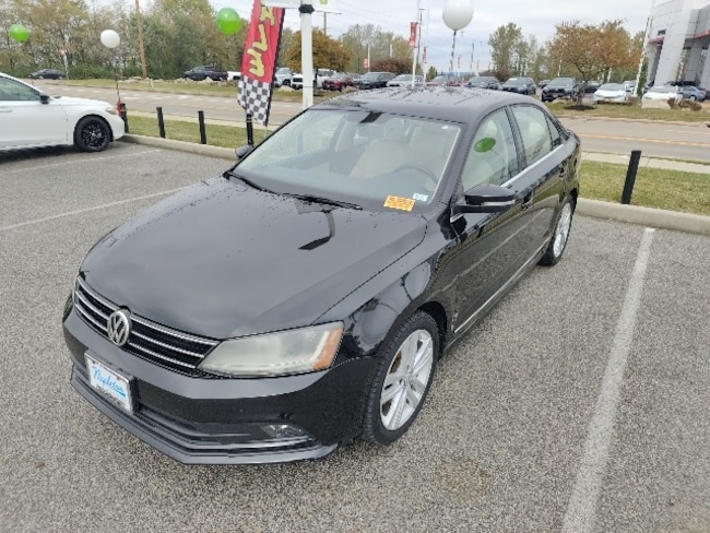 2017 Volkswagen Jetta 1.8T SEL Sedan 2017 Volkswagen Jetta 1.8T SEL Sedan