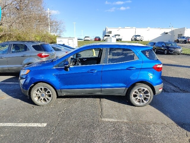 2021 Ford EcoSport Titanium photo 2