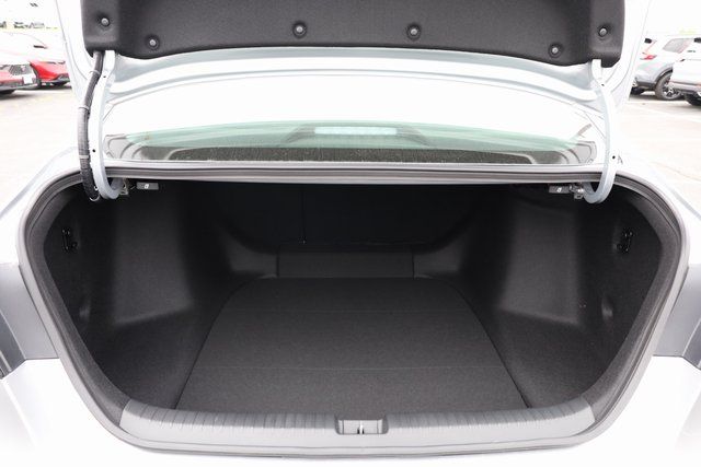 2025 Honda Accord SE - Photo 25