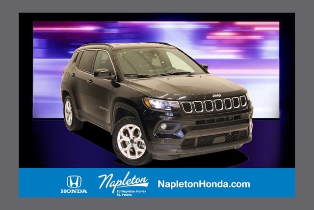 2025 Jeep Compass Latitude 4X4's photo