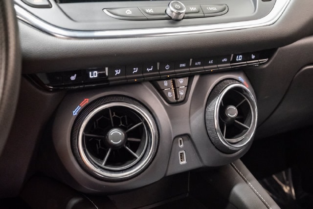 2025 Chevrolet Blazer 2LT - Photo 22