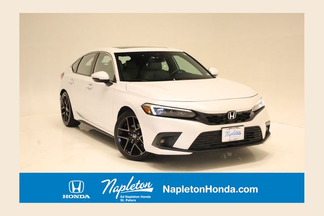 2023 Honda Civic Sport Touring CVT's photo