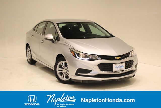 2018 Chevrolet Cruze 1LT Auto's photo
