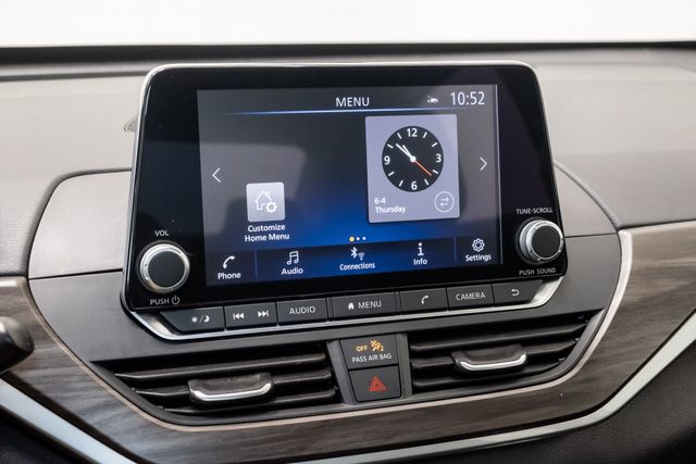 2025 Nissan Altima SV - Photo 18
